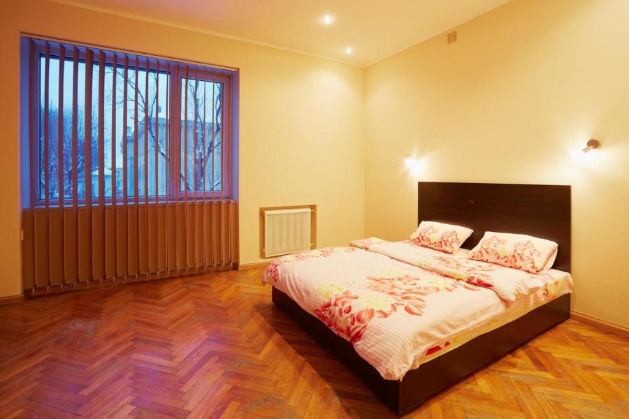 Stay Lviv Apartments Екстер'єр фото